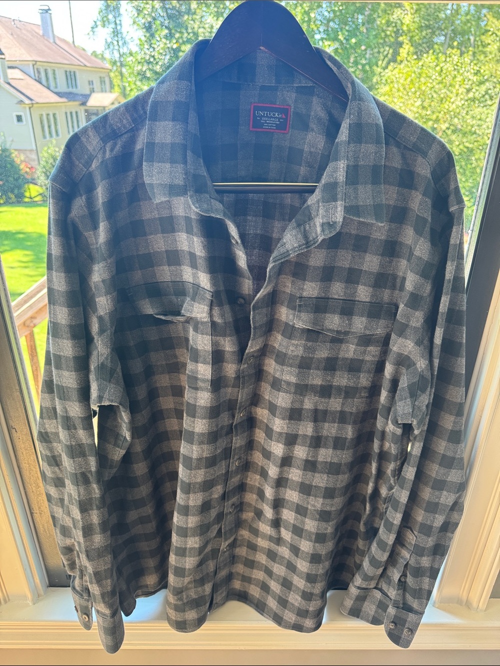 UNTUCKit Men’s Black & Gray Plaid Lightweight Shirt Jacket
